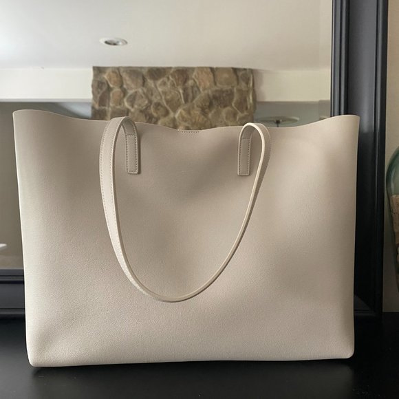 YSL Tote - Picture 5 of 6